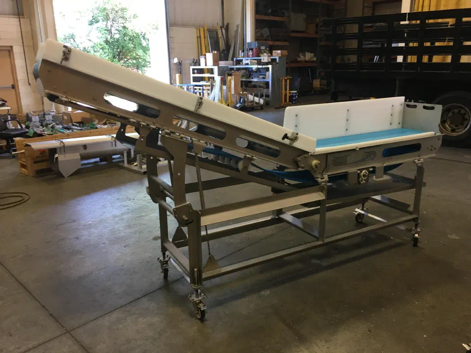 The same conveyors in their second configuration