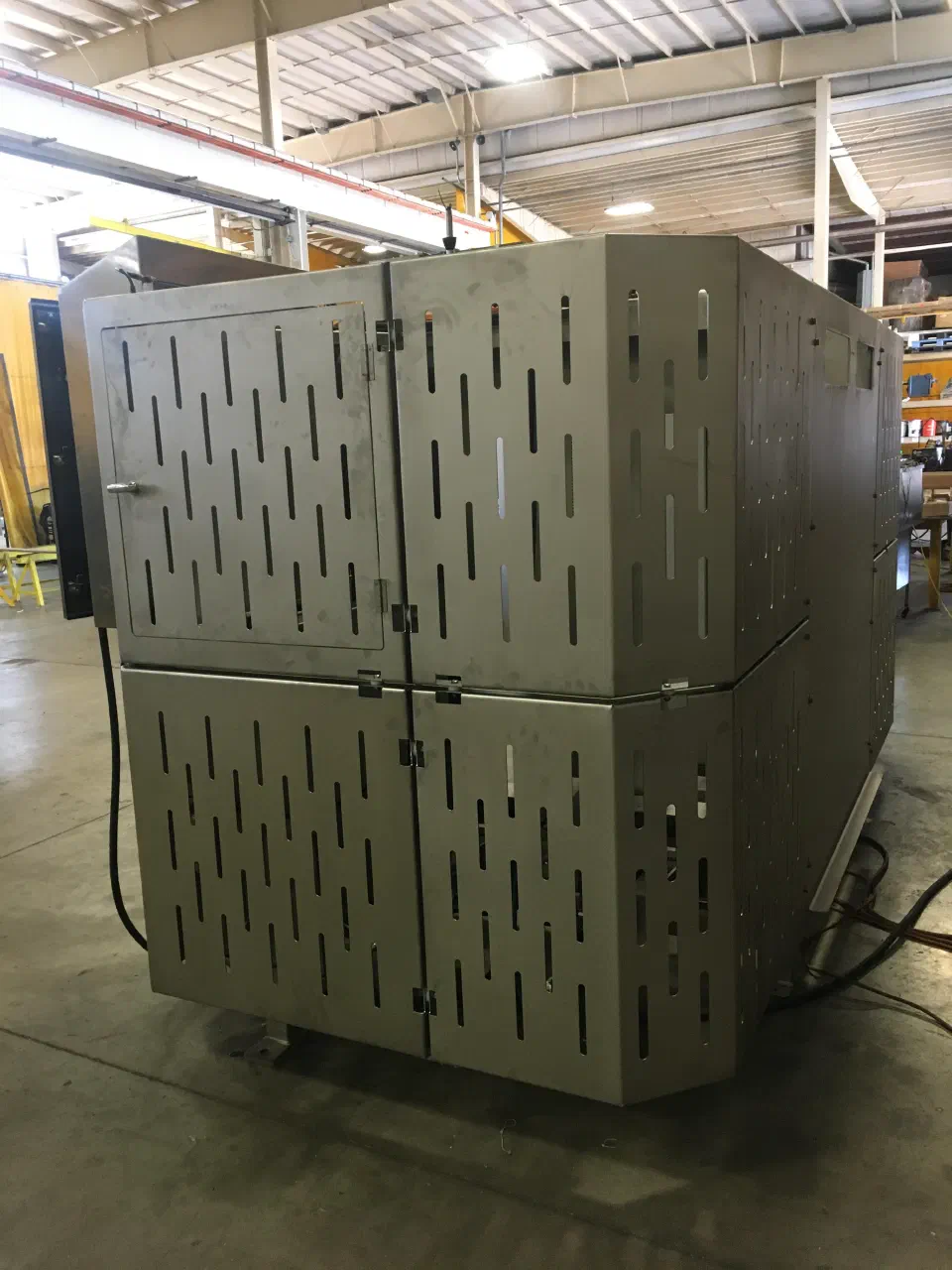 The second-generation machine with its guarding closed
